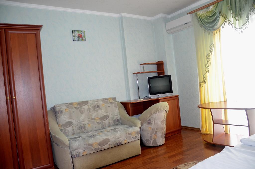 Kseniya Hotel Kamianets-Podilskyi Exterior foto